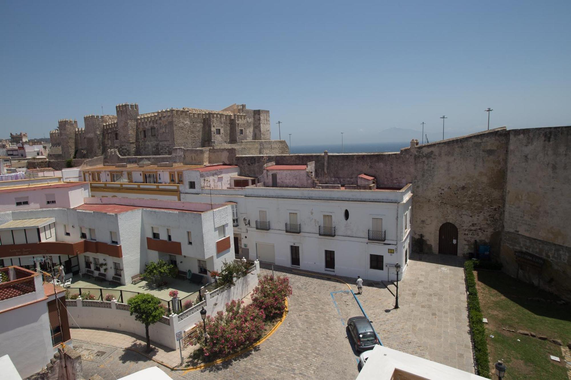 Puerta La Mar Apartment Tarifa Bilik gambar