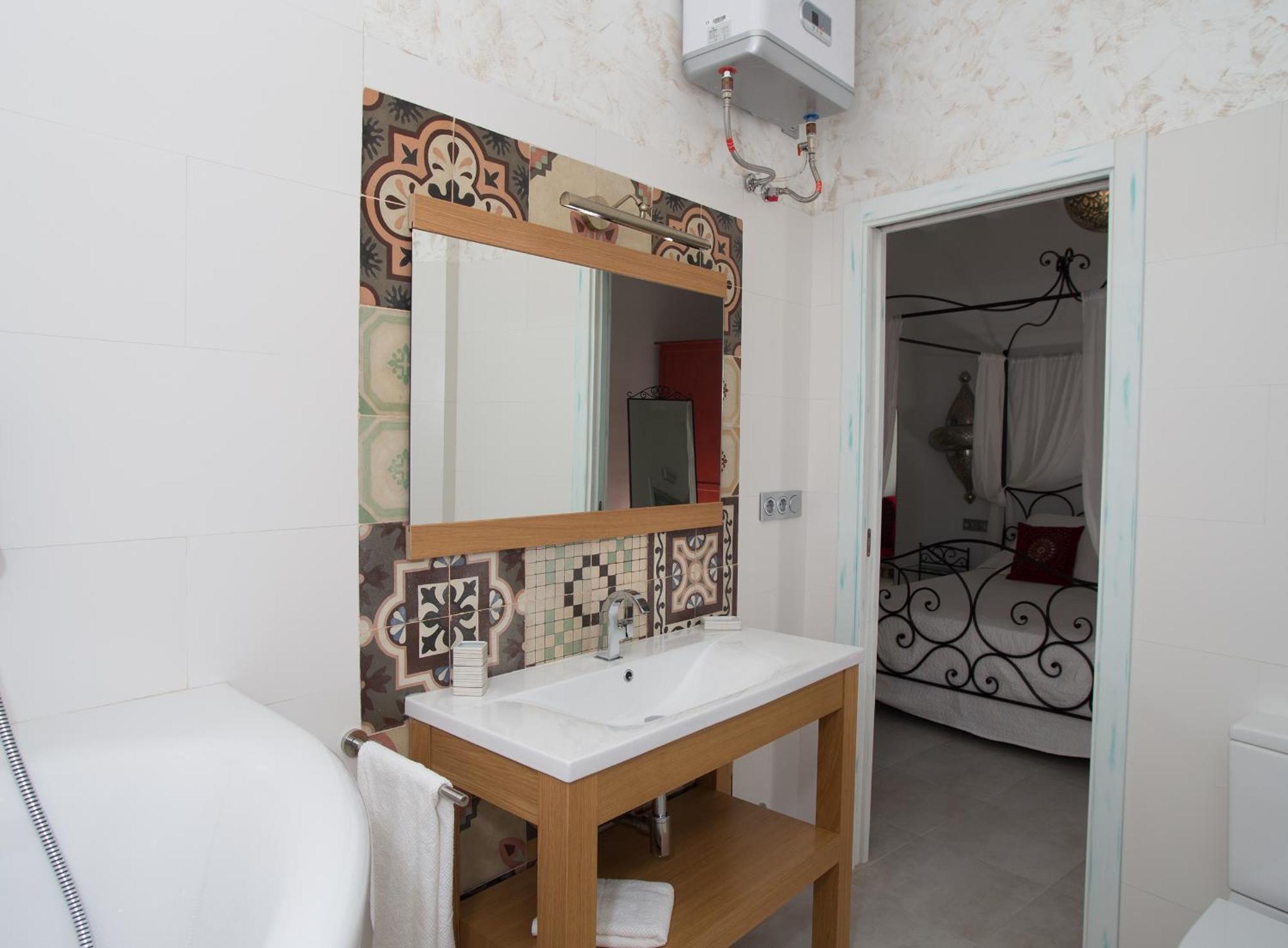 Puerta La Mar Apartment Tarifa Bilik gambar